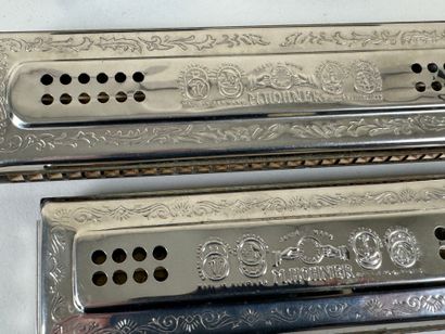 M. HOHNER.
THE ECHO HARP.
Two harmonicas.
L....