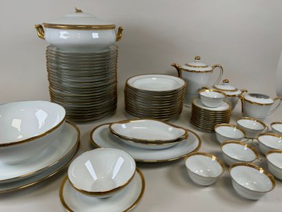 An important part of a white porcelain and...