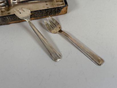 Molded glass shaker, silver-plated metal...