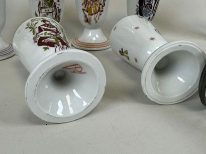 Lot including :
- nine polychrome porcelain...
