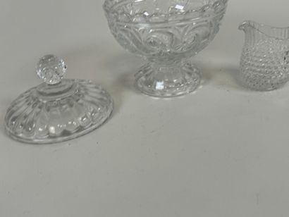 Baccarat.
Bonbonnière or small candy dish...