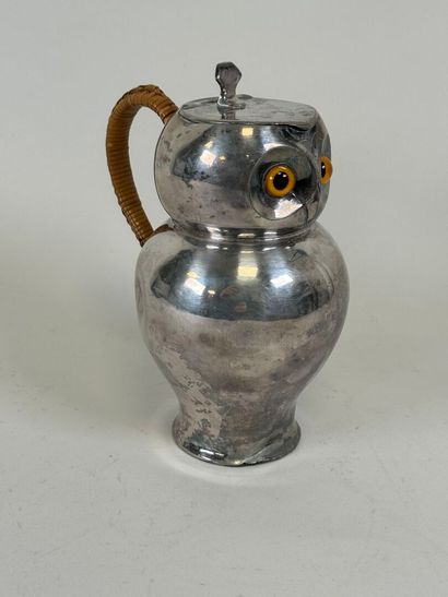 H.J. LINTON in Paris.
Silver-plated metal...