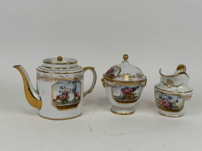 Paris, XIXe.
Partie de service en porcelaine...