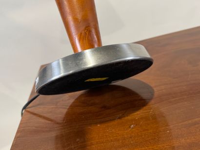 Desk lamp in wood, metal and plastic.
Electrified.
H....