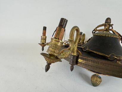 Chandelier in chased gilt bronze and sheet...