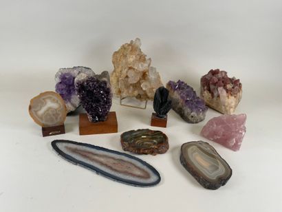 Lot of eleven crystals including quartz,...