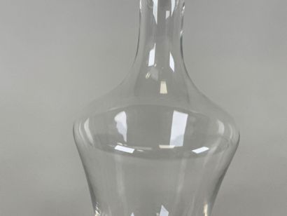 DAUM France.
Carafe en cristal.
H. 31 cm...