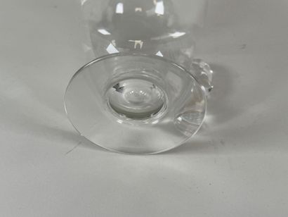 DAUM France.
Carafe en cristal.
H. 31 cm...
