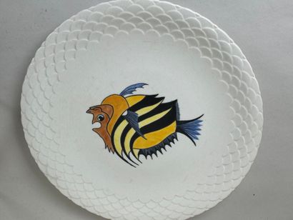 Gien.
Series of twelve circular white earthenware...