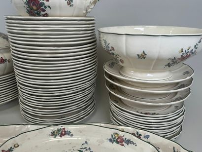 VILLEROY et BOCH.
Modèle METTLACH.
Importante...
