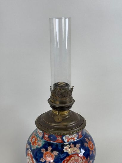 ASIA, 20th century.
Porcelain lamp with Imari...