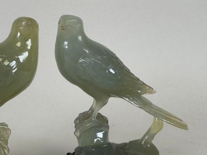 CHINE, XXe.
Oiseaux branchés.
Deux sujets...