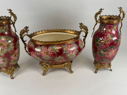KELLER et GUERIN.
Garniture de cheminée en...