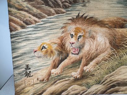 JAPON, XXe.
Les Tigres et les Lions.
Paire...