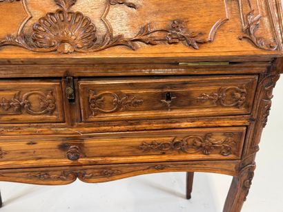Small molded and carved wood desk opening...