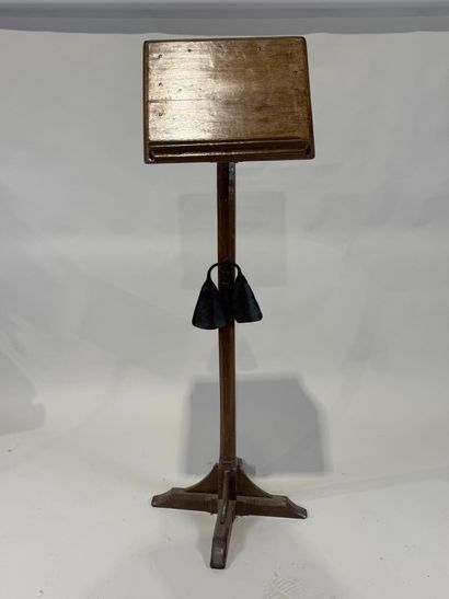 Moulded oak double lectern with pivoting...