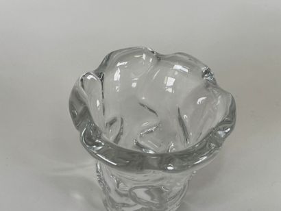 DAUM France, dans le goût de.
Vase en cristal.
H....
