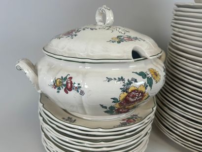 VILLEROY et BOCH.
Modèle METTLACH.
Importante...