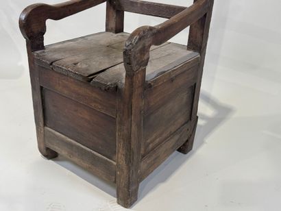 Moulded wooden ham salting trough.
Rustic...