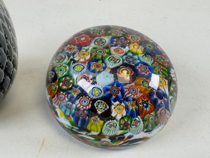 Sulfide ball or paperweight in colored glass...