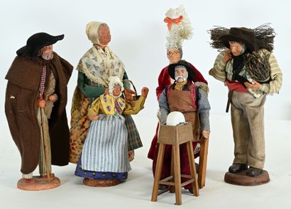 Santons de Provence corps et tête en terre...