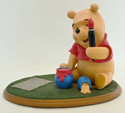 Grande composition de Winnie l'ourson, représentant...