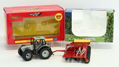 BRITAINS, Ros 1/32 scale, 2 metal and plastic...