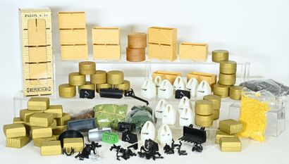 SIKU, a set of around 110 accessories related...