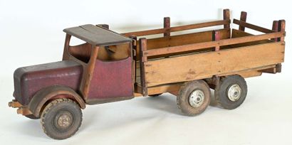 Camion en bois dans le style de Dejoux, manque...