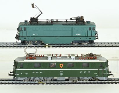 MÄRKLIN, and various Ho, two electric locomotives,...
