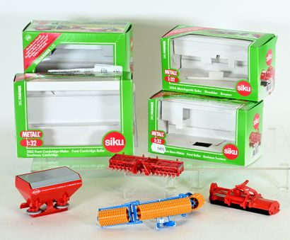 SIKU, 1/32 scale, set of 4 metal and plastic...