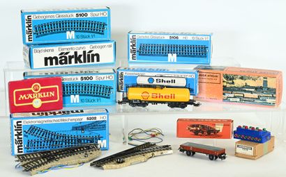 MÄRKLIN, et divers Ho, ensemble rails, wagon...