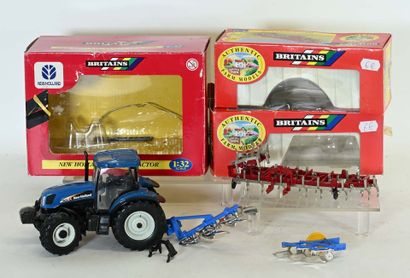 BRITAINS 1/32 scale, 3 metal and plastic...