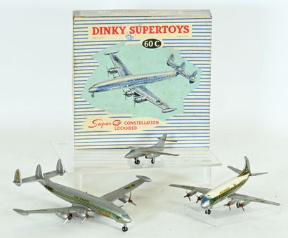 DINKY TOYS, 3 metal airplanes to clean:
...