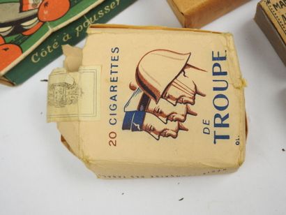 France, 1st and 2nd World War.
Packs of cigarettes...