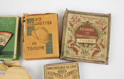 France, 1st and 2nd World War.
Packs of cigarettes...