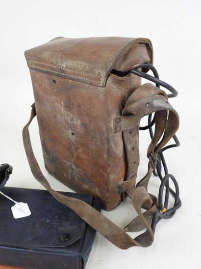 France, 20th century.
Field telephone in...