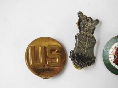 UNITED STATES, 2nd GM.
Three chewing gums...