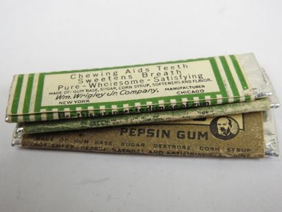 UNITED STATES, 2nd GM.
Three chewing gums...