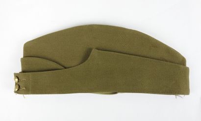 CANADA, 2nd GM.
Khaki canvas cap, dated 1944,...