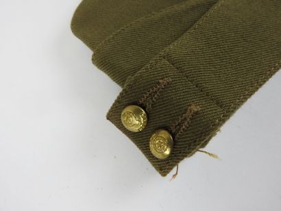CANADA, 2nd GM.
Khaki canvas cap, dated 1944,...