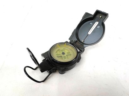 UNITED STATES, 1960s-70s.
Walking compass,...