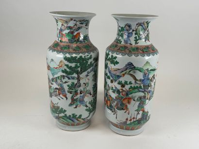 CHINA, Canton, 20th century.
Pair of polychrome...