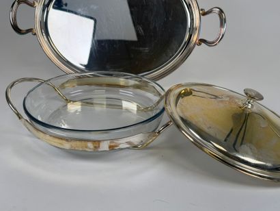 Silver-plated metal lot including :
- an...