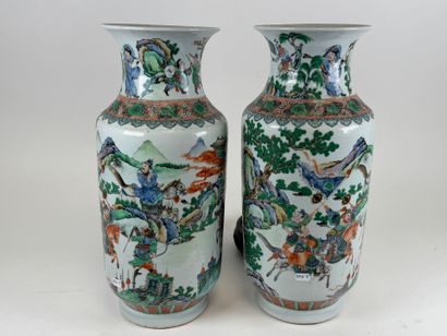 CHINA, Canton, 20th century.
Pair of polychrome...