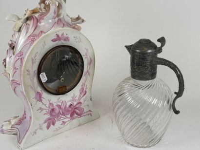 Polychrome and openwork porcelain cartel...