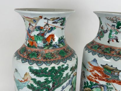 CHINA, Canton, 20th century.
Pair of polychrome...