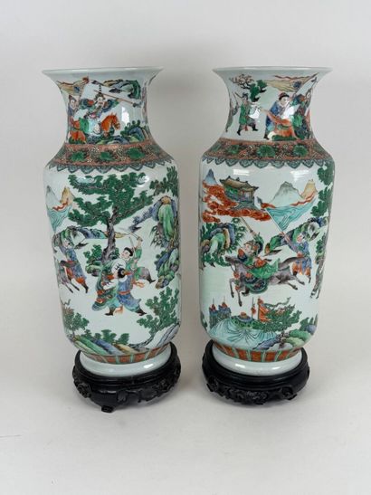 CHINA, Canton, 20th century.
Pair of polychrome...