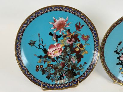 JAPAN, circa 1900.
Two circular dishes in...