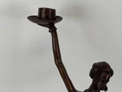Afrique, XXe.
Grand sujet en bronze patiné...